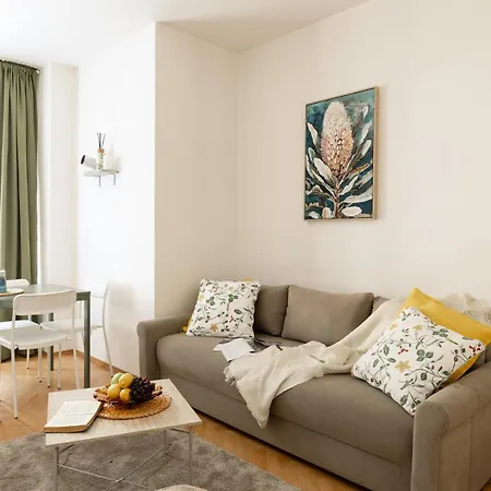 Appartement Spacious And Relaxed 2br Ap For Friends And Families *